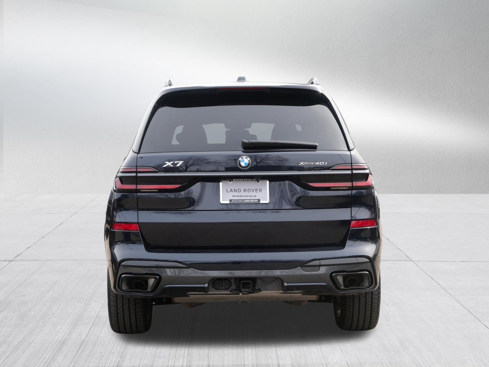 Used 2026 BMW X7 xDrive40i AWD/4WD image 4
