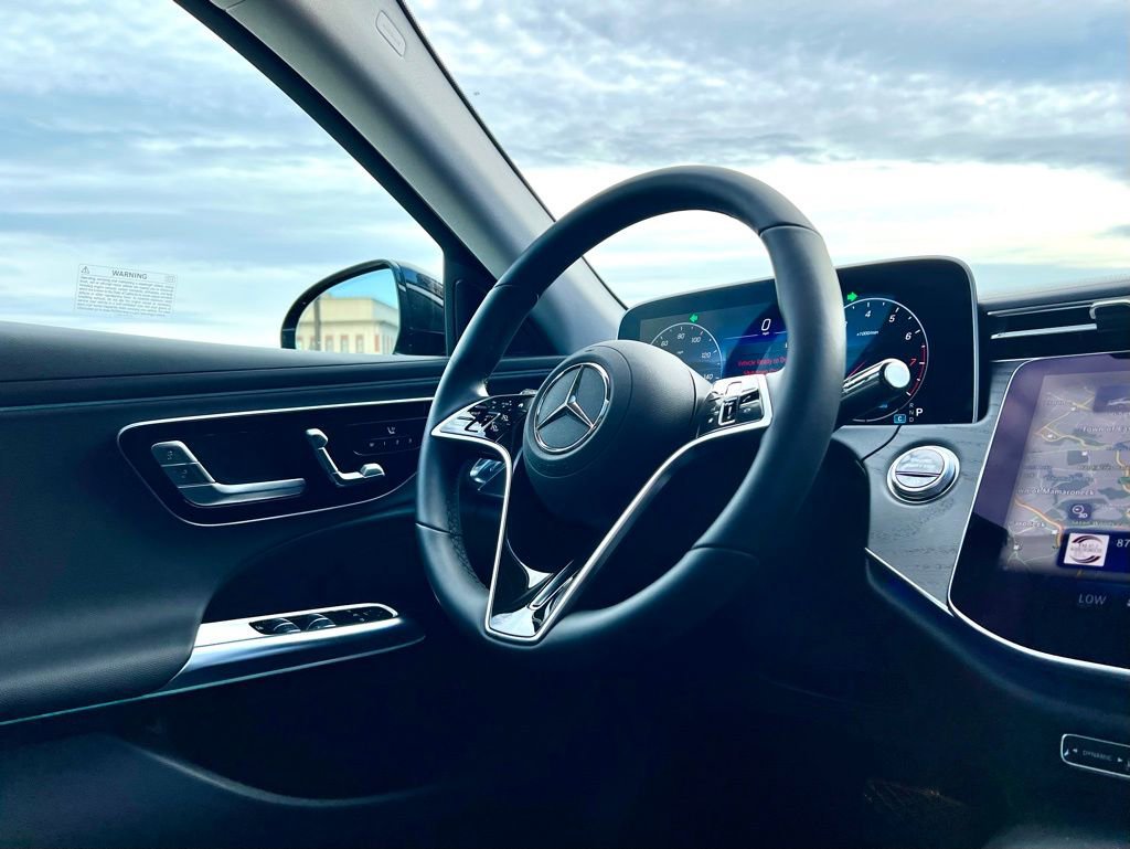 Certified 2025 Mercedes-Benz E 350 4MATIC Sedan image 16