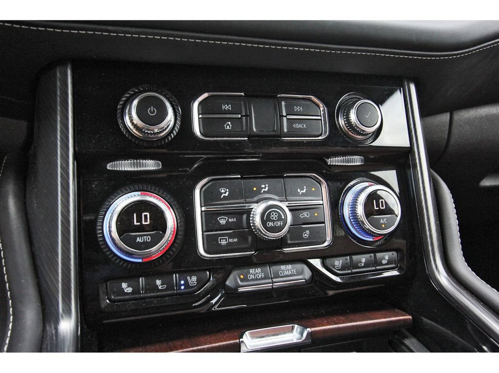 Used 2024 GMC Yukon Denali Ultimate AWD/4WD image 25