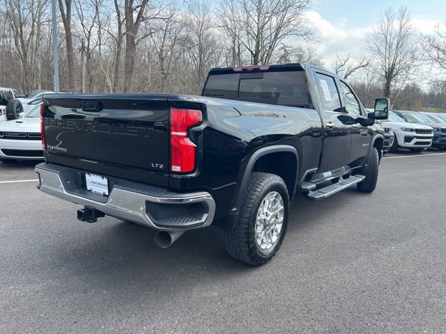 Used 2025 Chevrolet Silverado 2500 LTZ w/ LTZ Premium Package AWD/4WD image 32