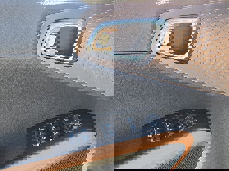 Certified 2025 Kia Soul EX image 17