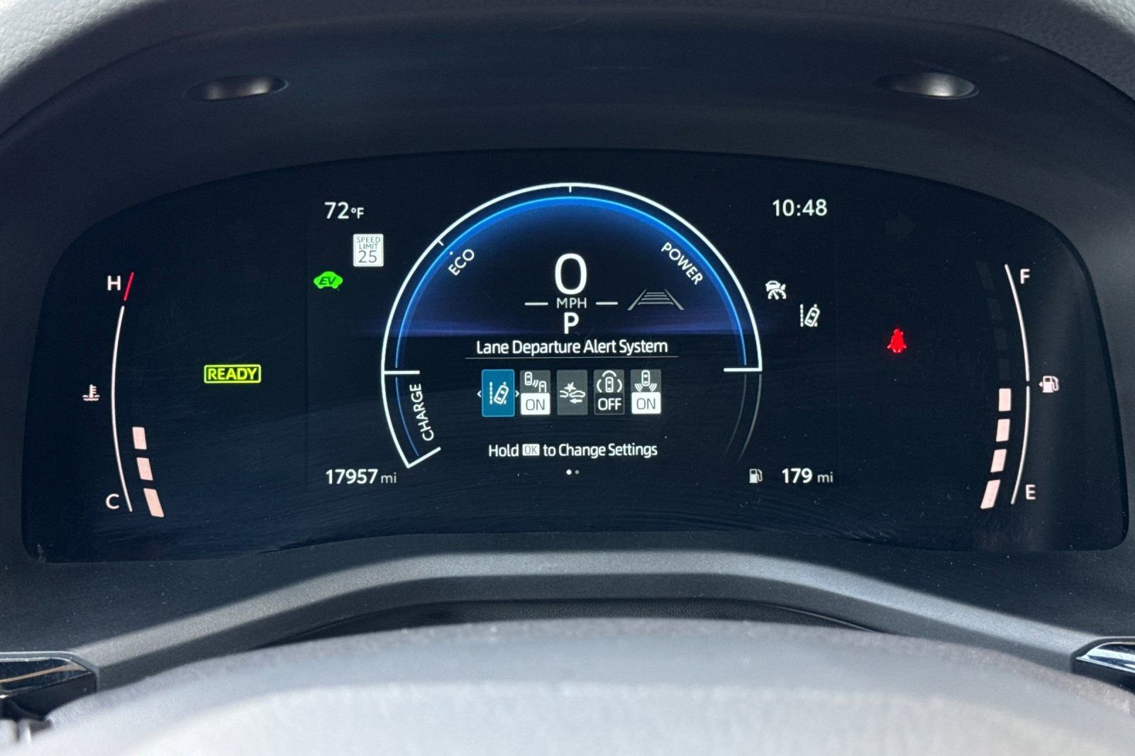 Used 2025 Toyota Camry SE FWD image 24