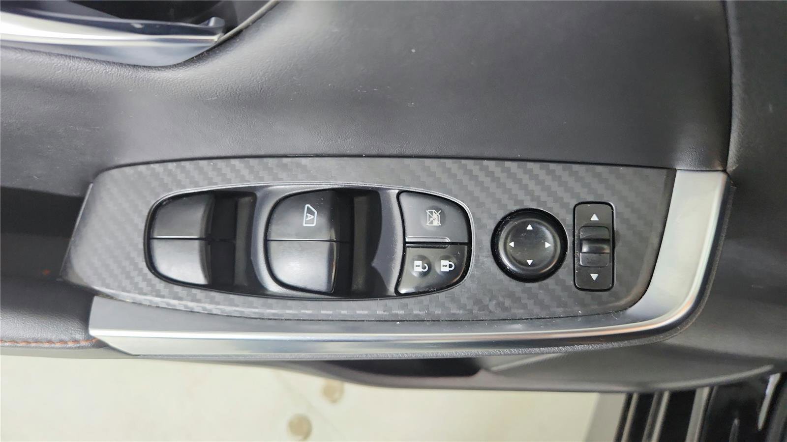 Used 2022 Nissan Sentra SR w/ Midnight Edition FWD image 10
