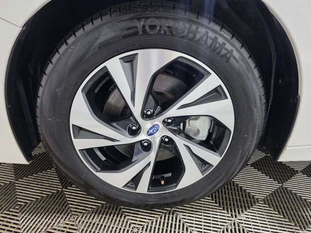 Certified 2025 Subaru Legacy Premium AWD/4WD image 11