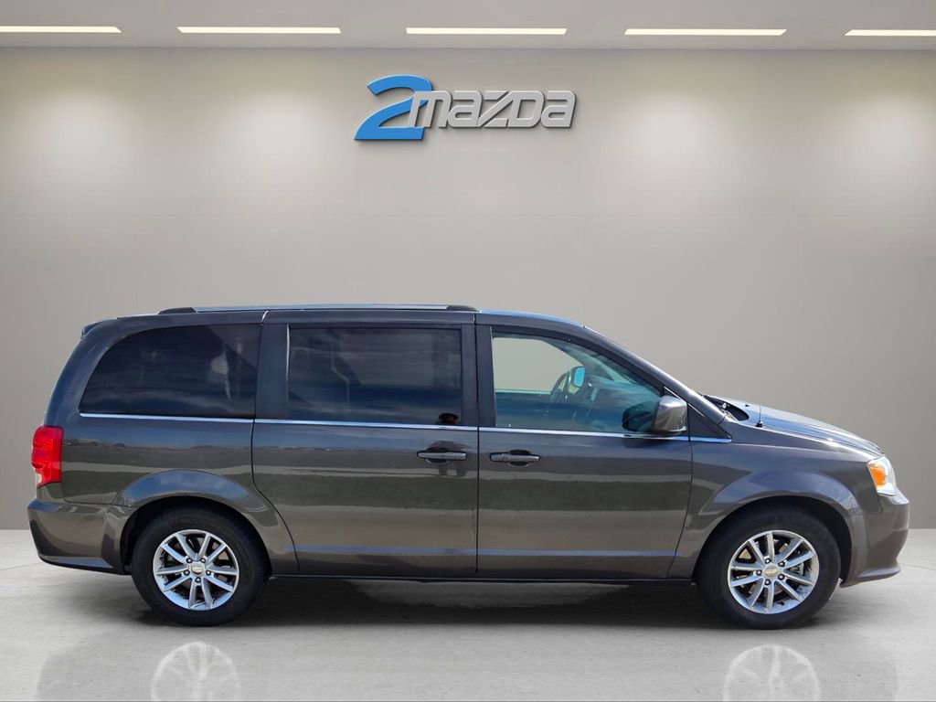Used 2020 Dodge Grand Caravan SXT image 6