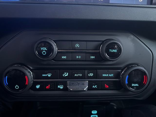 Used 2025 Ford Bronco Badlands image 33