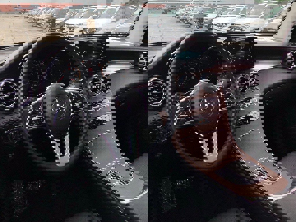 Used 2022 Mercedes-Benz GLC 300 4MATIC w/ Premium Package Lite image 15