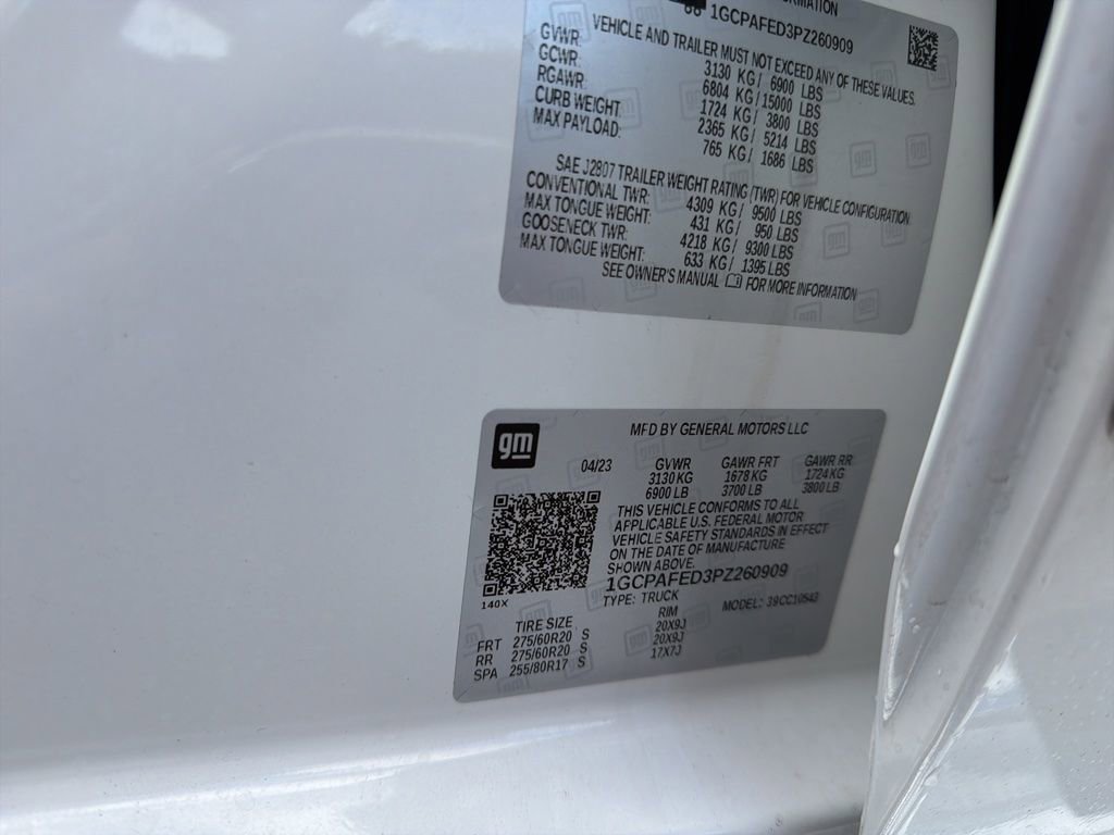 Used 2023 Chevrolet Silverado 1500 High Country image 14