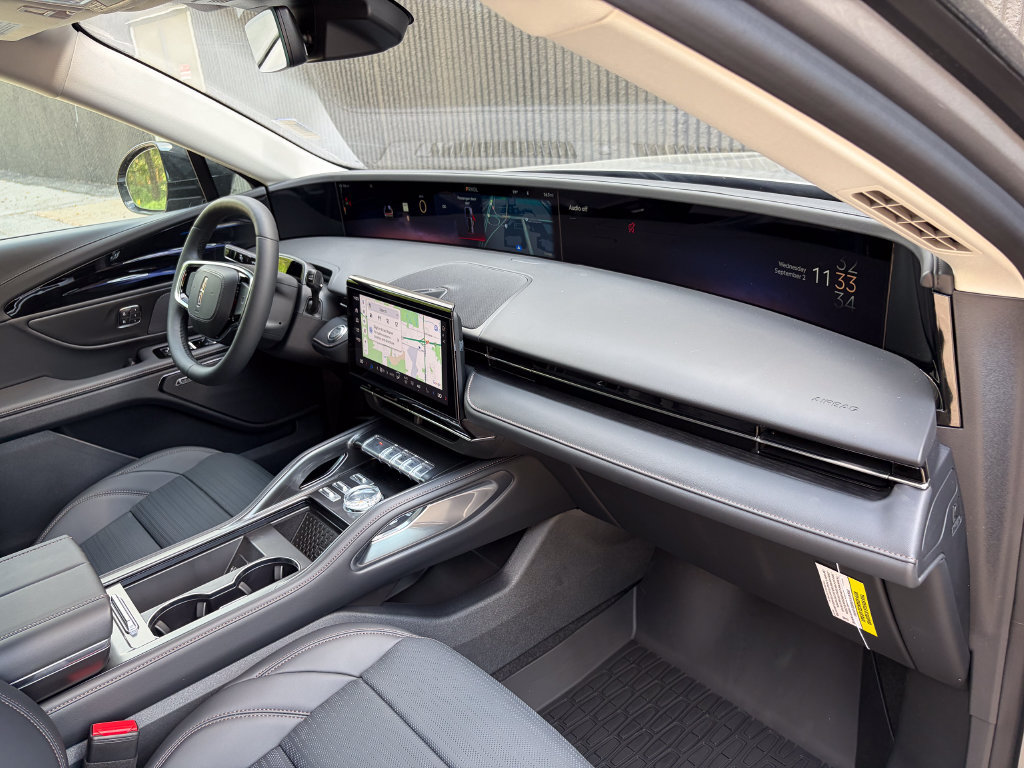 New 2026 Lincoln Nautilus Reserve w/ Jet Appearance Package AWD/4WD image 32