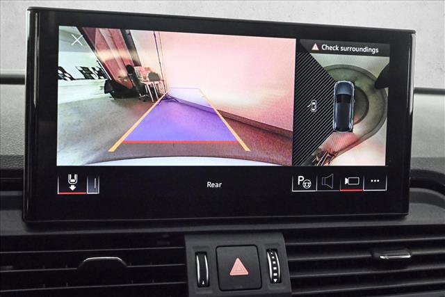 Certified 2024 Audi Q5 e Prestige image 14