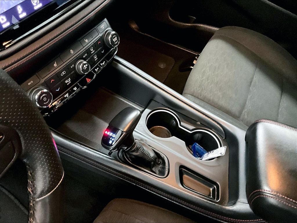 Used 2025 Dodge Durango GT AWD/4WD image 21