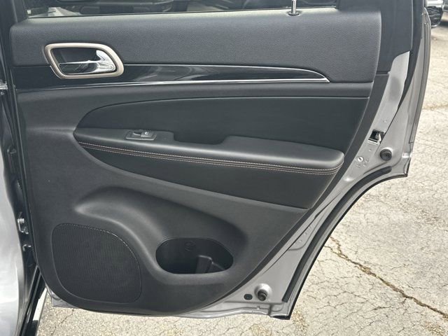 Used 2016 Jeep Grand Cherokee Limited 75th Anniversary image 19