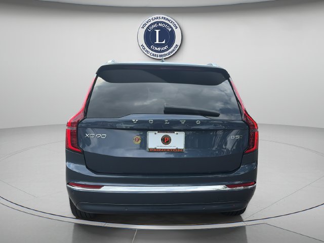 Used 2025 Volvo XC90 B5 Core AWD/4WD image 6