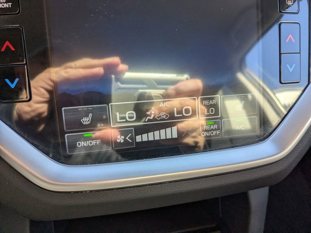 Used 2024 Subaru Ascent Premium w/ Convenience Package image 22