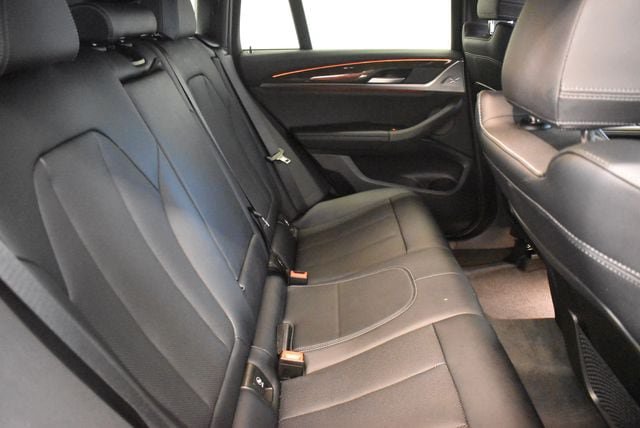 Used 2025 BMW X4 xDrive30i w/ Premium Package AWD/4WD image 17