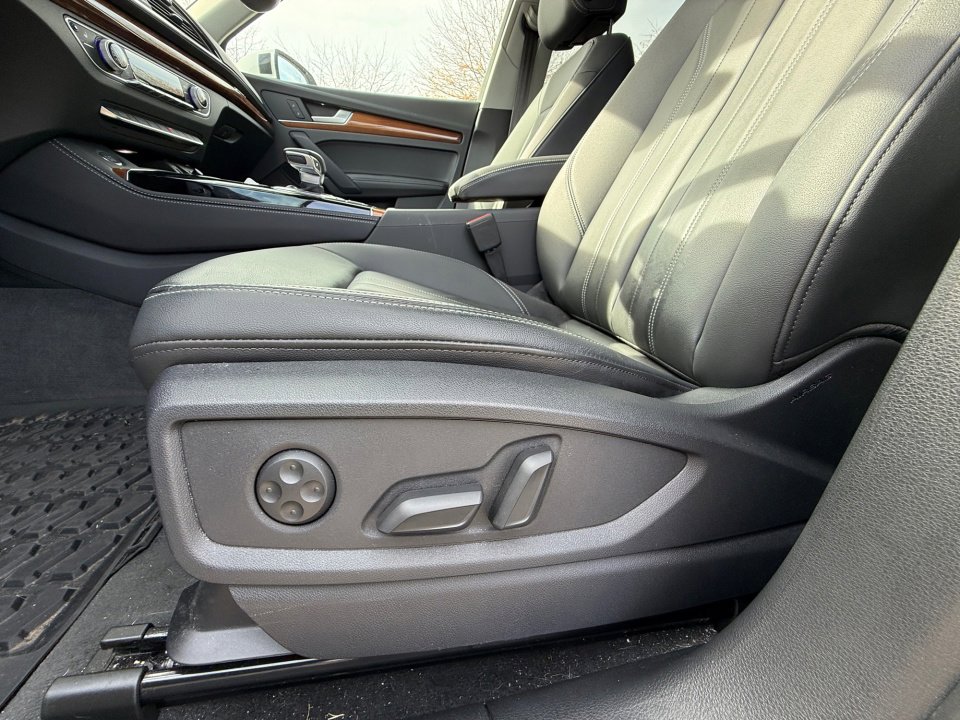 Certified 2023 Audi Q5 2.0T Premium Plus w/ Premium Plus Package image 30