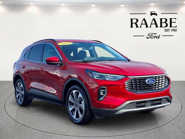 Used 2023 Ford Escape Platinum AWD/4WD image 1