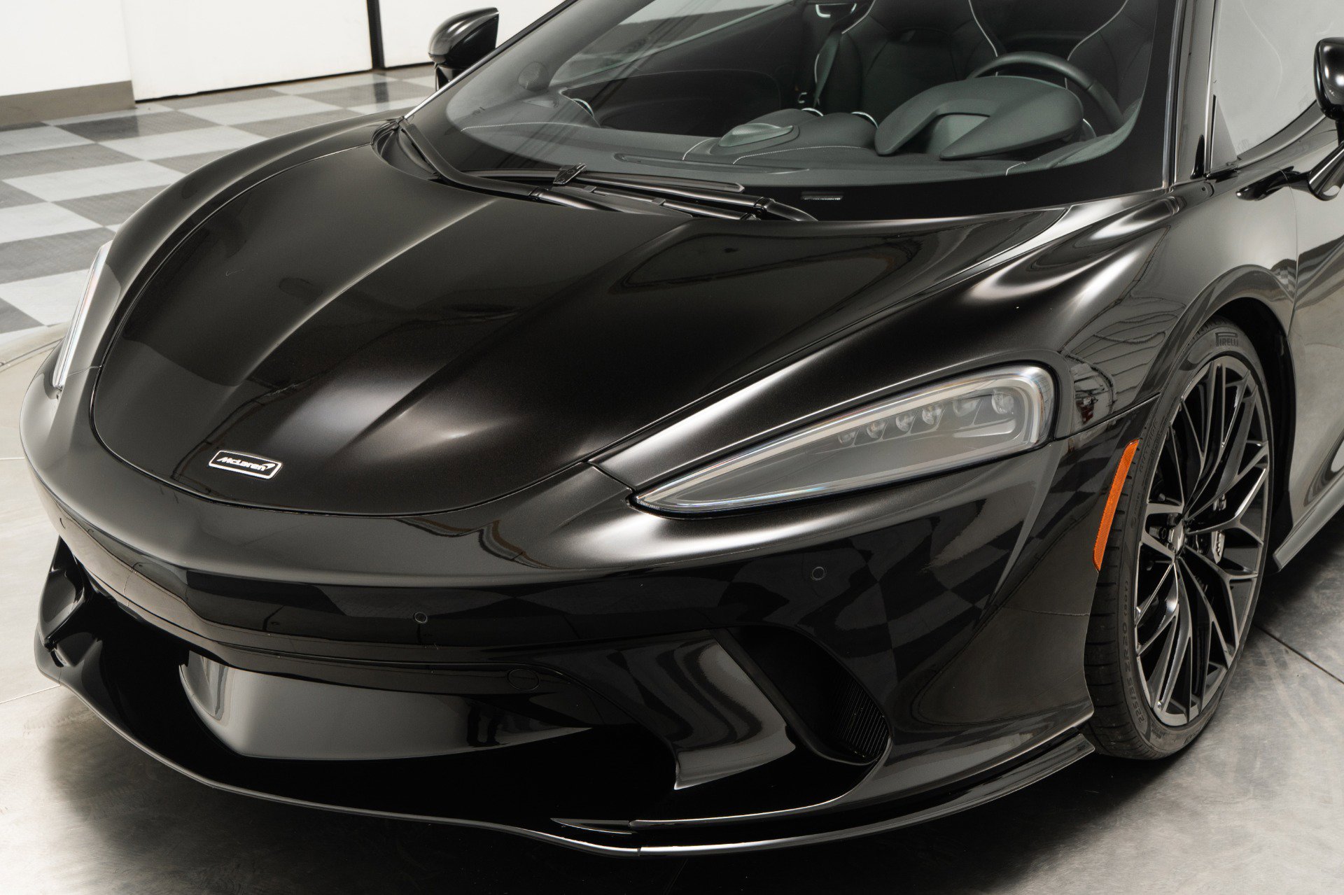Used 2022 McLaren GT image 31