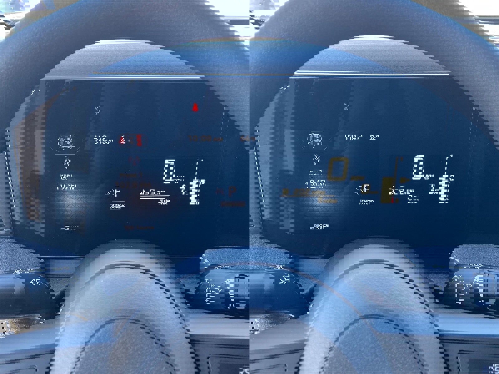 New 2026 Nissan Kicks SV image 32