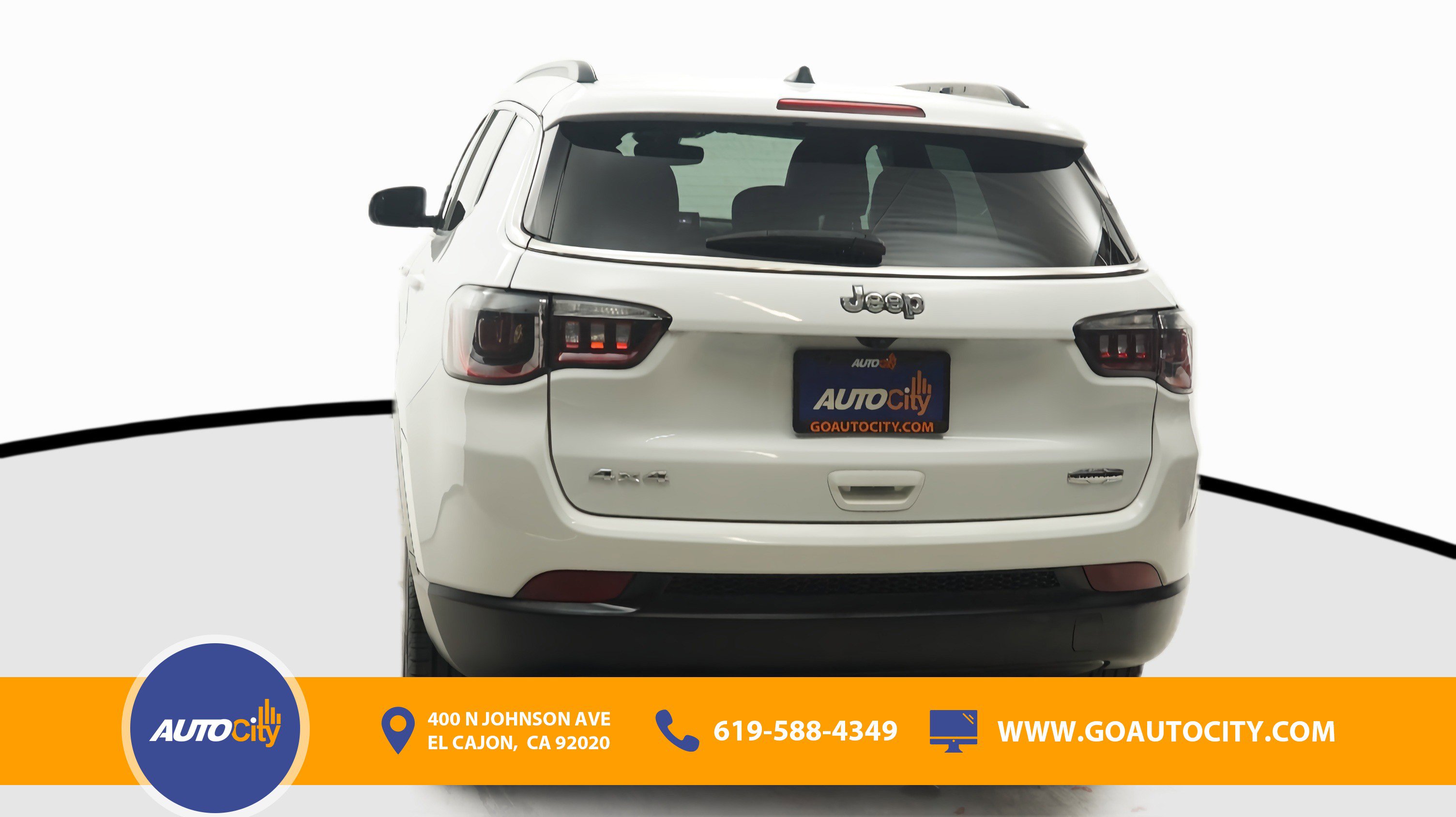 Used 2024 Jeep Compass Latitude image 15