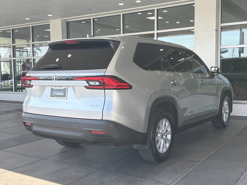Certified 2024 Toyota Grand Highlander FWD image 15