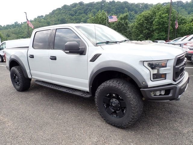 Used 2017 Ford F150 Raptor w/ Equipment Group 801A Mid AWD/4WD image 8