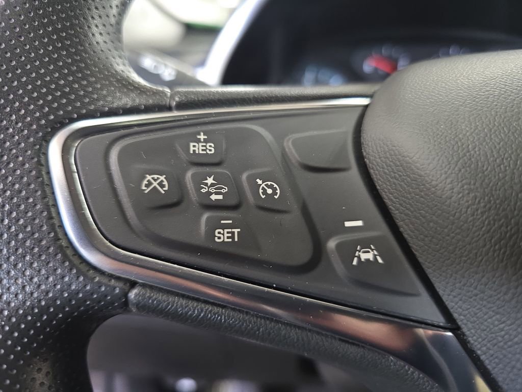 Used 2023 Chevrolet Malibu LT FWD image 17