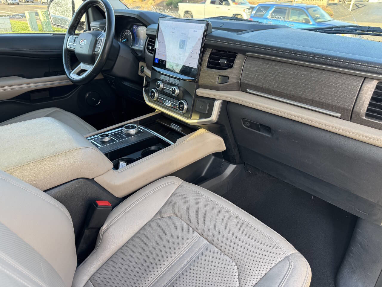 Used 2024 Ford Expedition Max Limited image 13