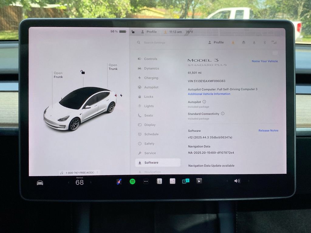 Used 2021 Tesla Model 3 Standard Range Plus image 2