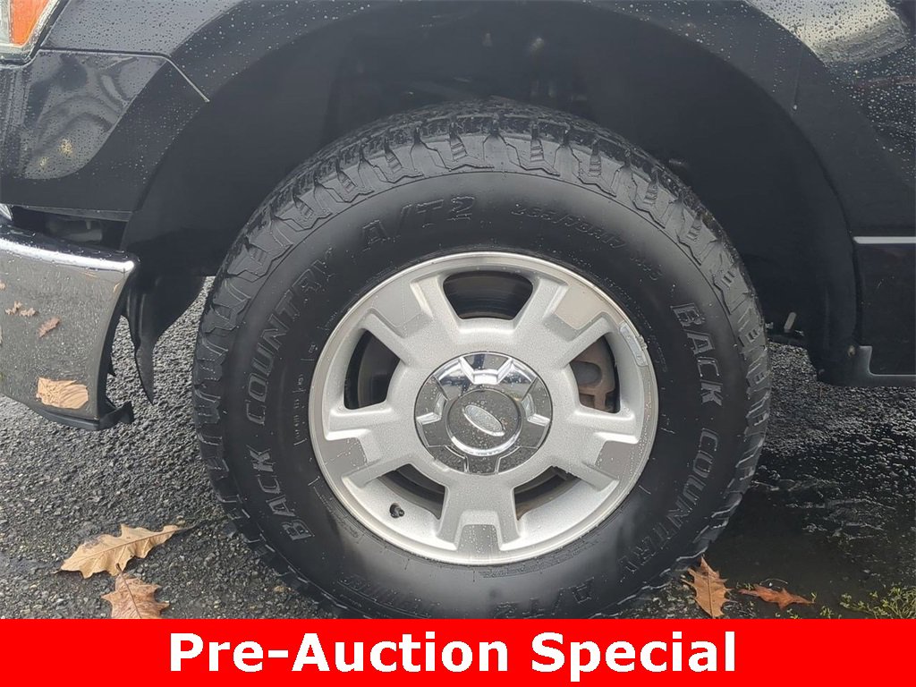 Used 2011 Ford F150 XLT w/ XLT Convenience Pkg image 28