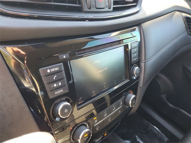 Used 2019 Nissan Rogue S w/ Special Edition Package image 19