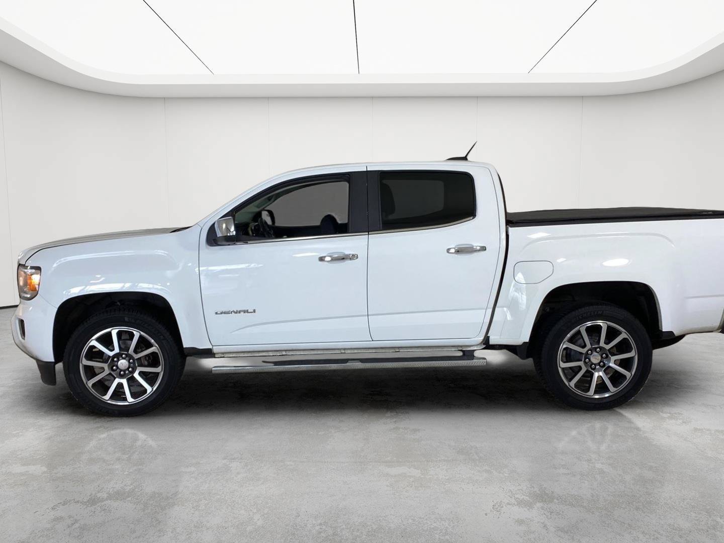 Used 2020 GMC Canyon Denali AWD/4WD image 19