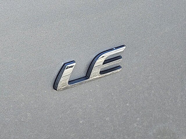 Certified 2022 Toyota Corolla Cross LE FWD image 30