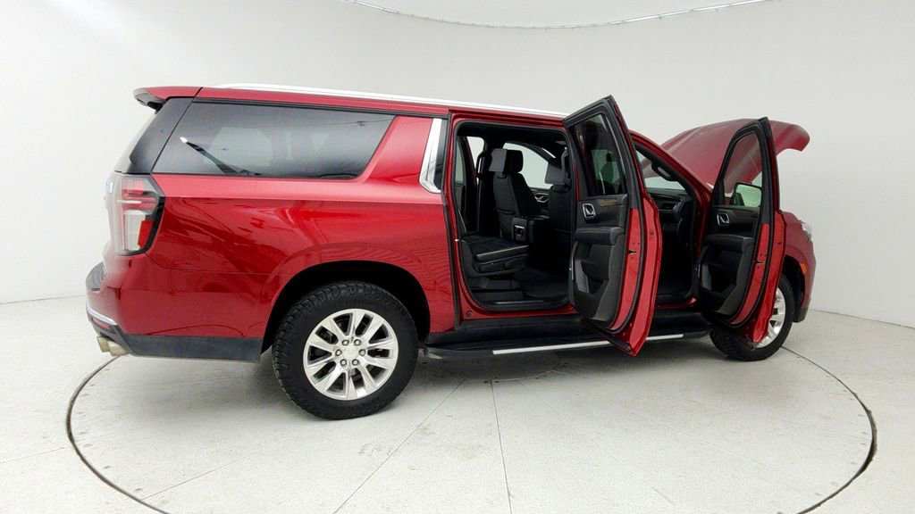 Used 2021 Chevrolet Suburban Premier image 13