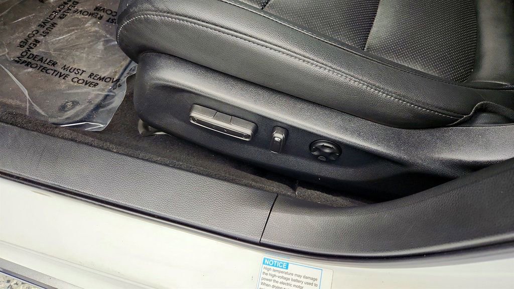 Used 2019 Honda Accord Touring image 12