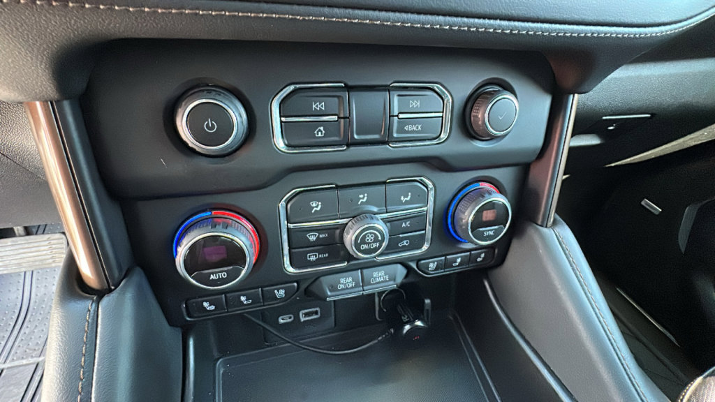 Used 2022 Chevrolet Tahoe High Country image 14