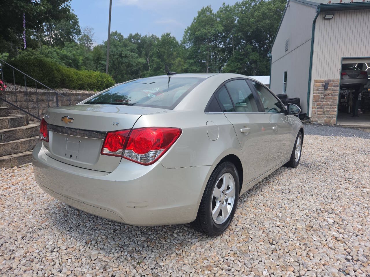 Used 2014 Chevrolet Cruze LT FWD image 7