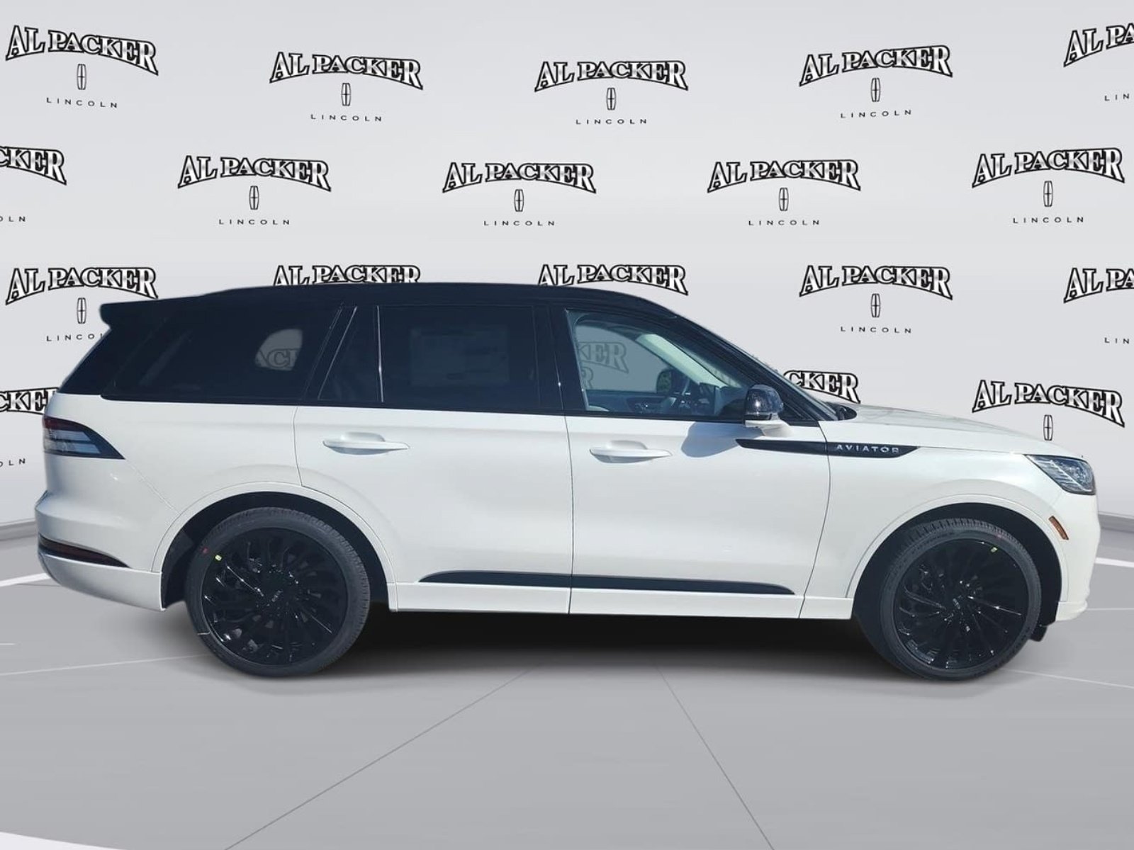 New 2027 Lincoln Aviator Reserve AWD/4WD image 6
