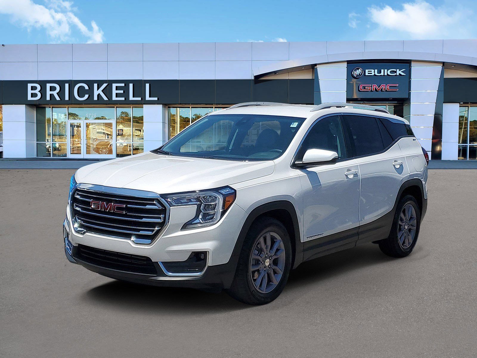 Used 2023 GMC Terrain SLT w/ LPO, Floor Liner Package