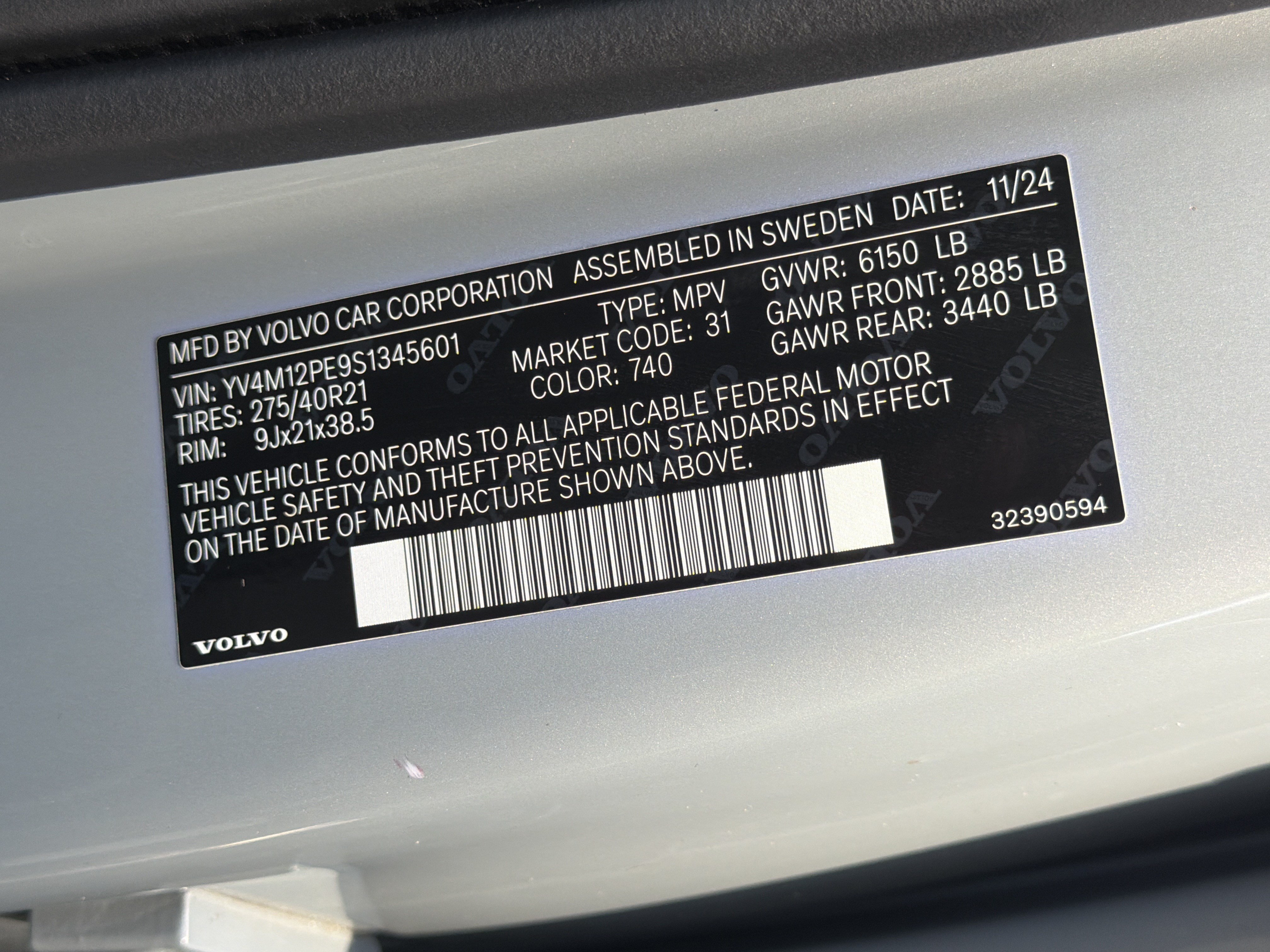 Certified 2025 Volvo XC90 B5 Plus w/ Protection Package Premier AWD/4WD image 37
