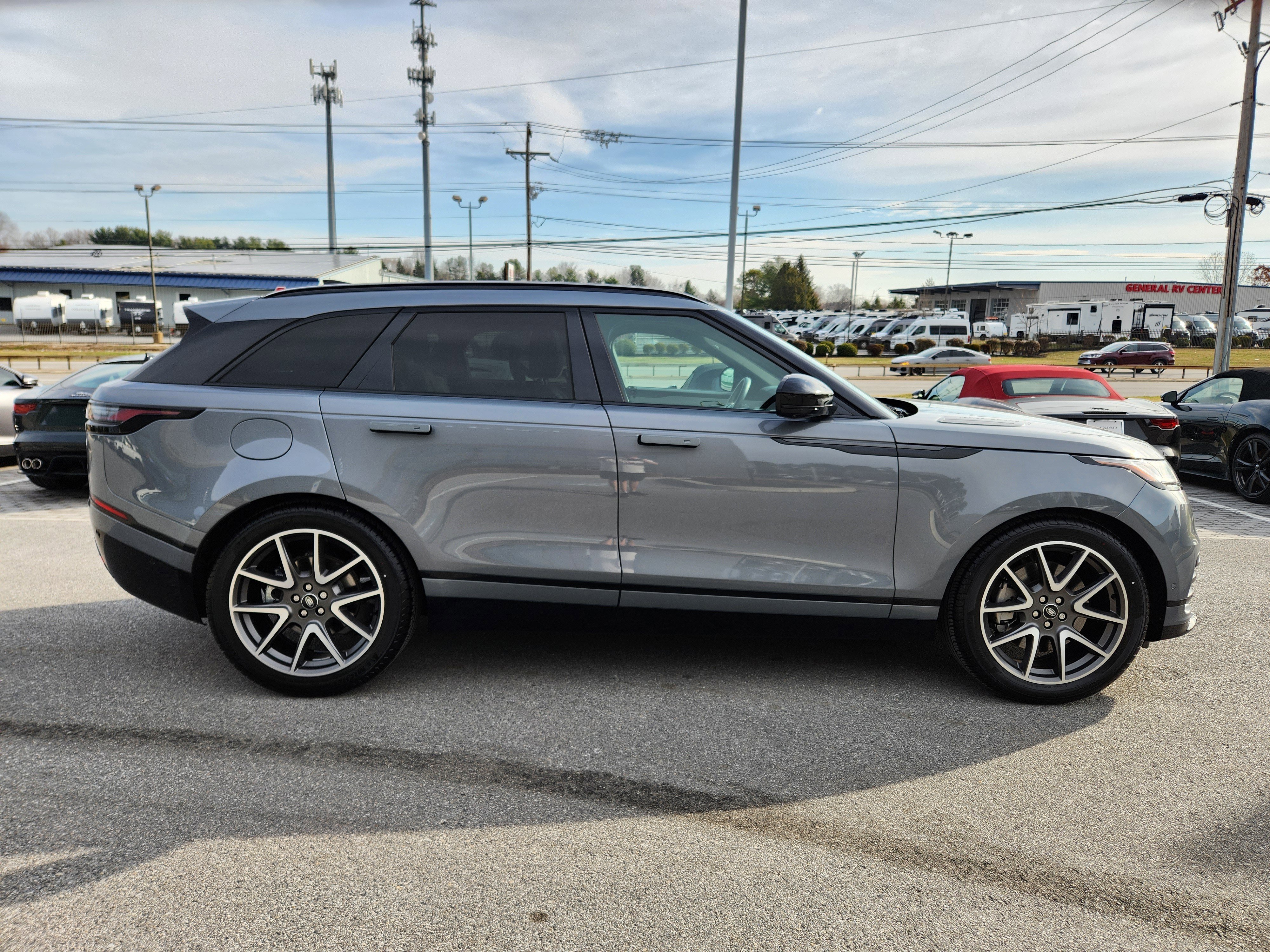 Certified 2026 Land Rover Range Rover Velar Dynamic SE image 6