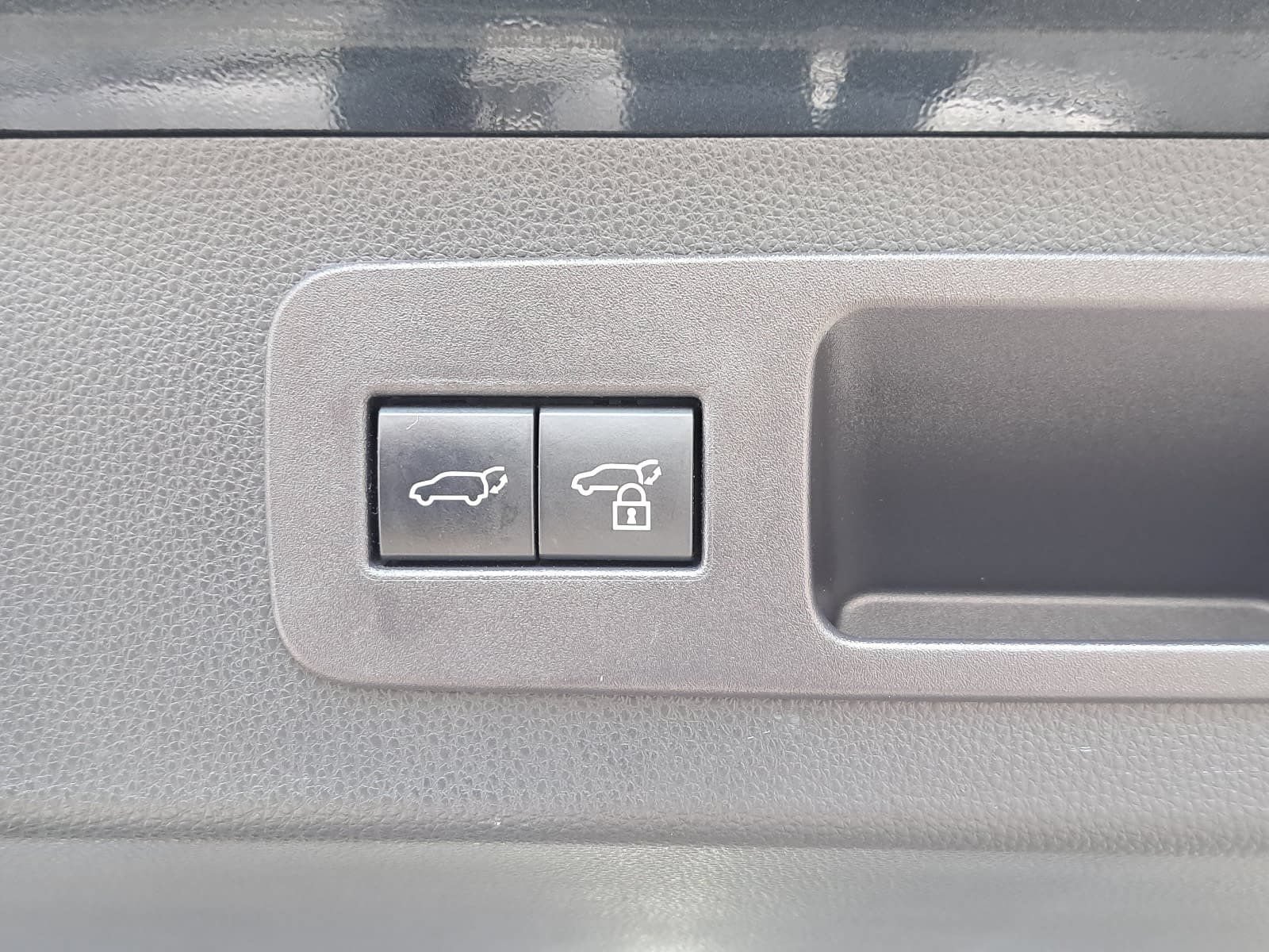 Used 2023 Lexus LX 600 4WD w/ Appearance Package image 15