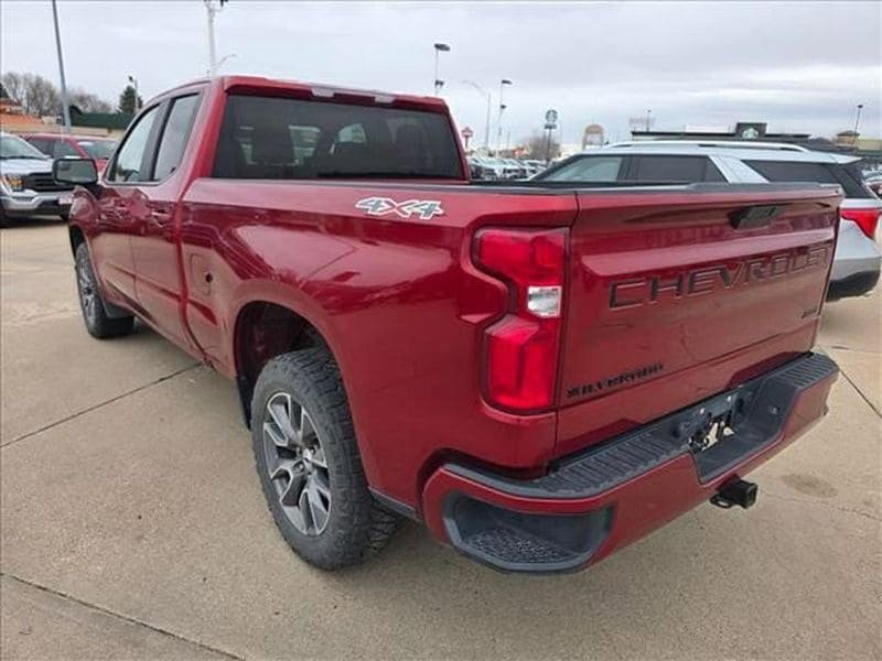 Used 2021 Chevrolet Silverado 1500 RST w/ LPO, Dark Essentials Package AWD/4WD image 7