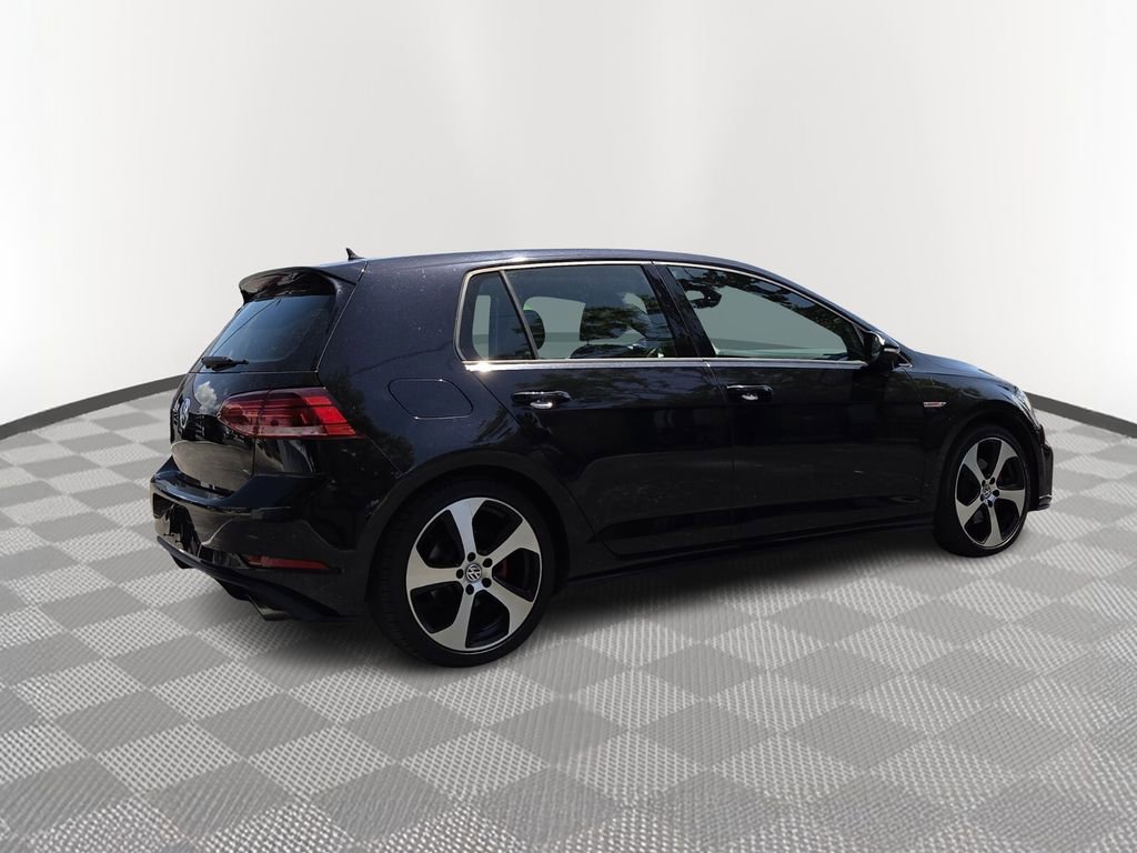 Used 2018 Volkswagen Golf 4-Door image 6