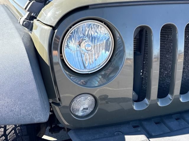 Used 2015 Jeep Wrangler Sport image 12
