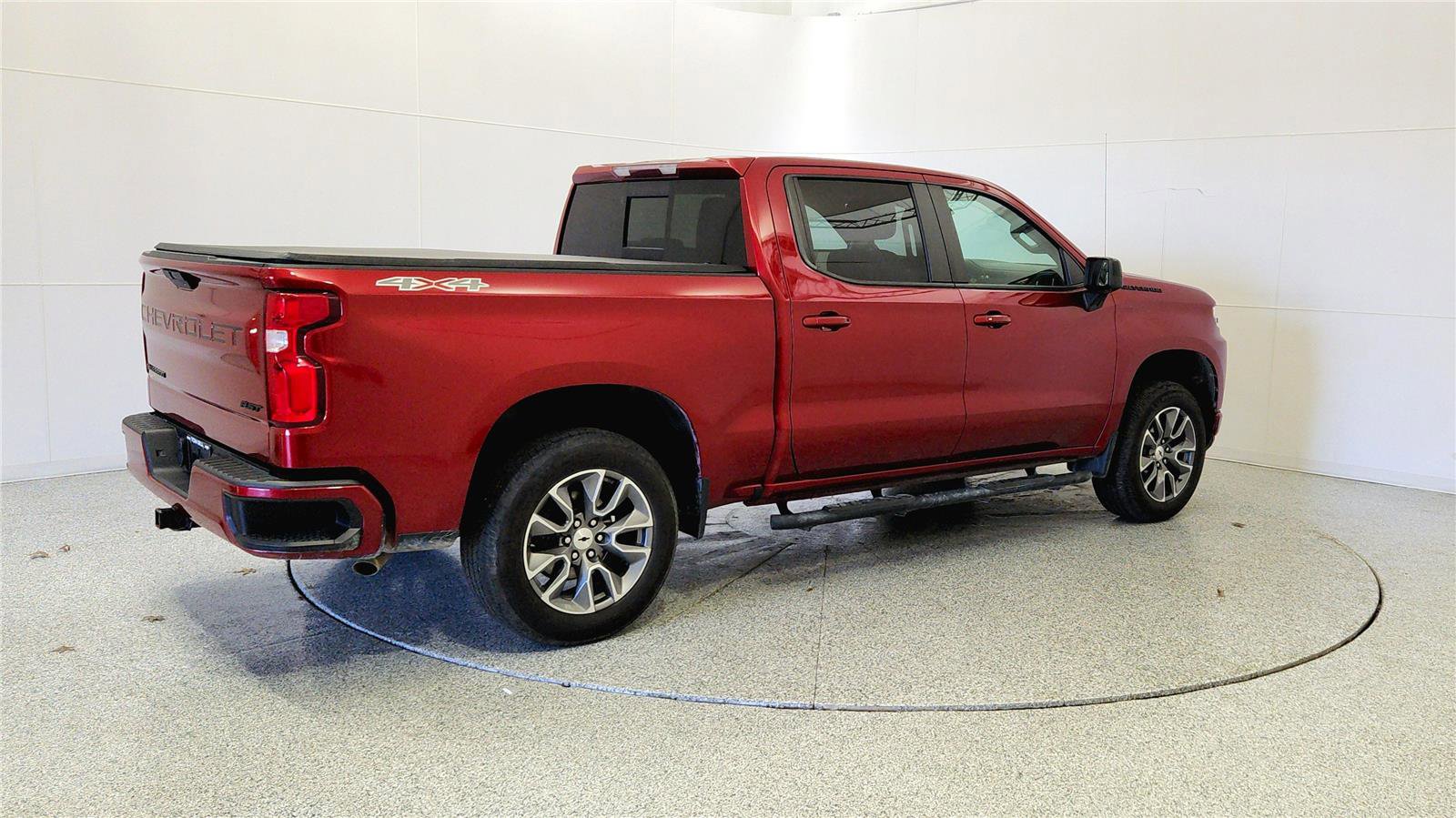 Used 2021 Chevrolet Silverado 1500 RST w/ Convenience Package II image 7