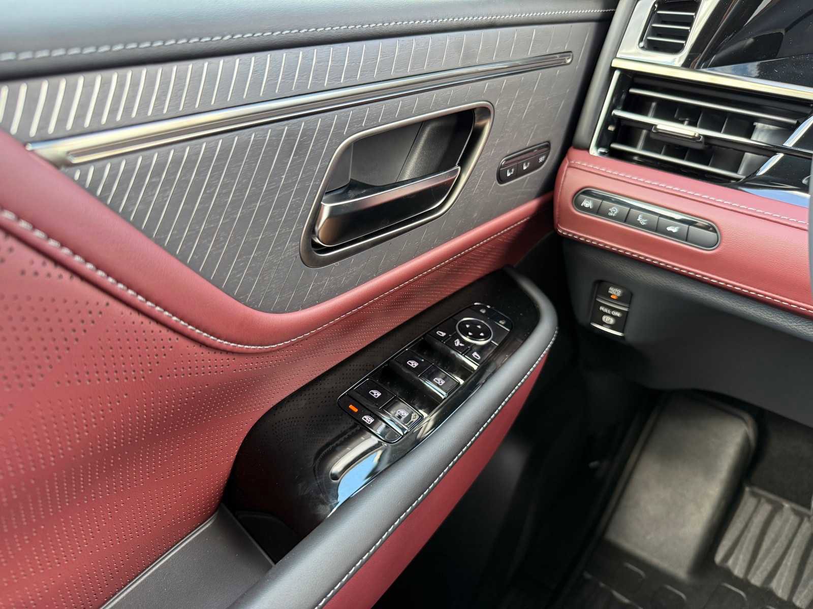 New 2026 INFINITI QX80 Autograph w/ Premium Cargo Package image 22