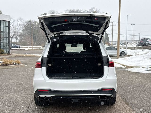 Used 2025 Mercedes-Benz GLS 63 AMG 4MATIC image 27