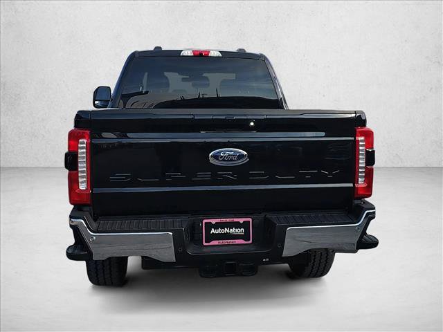New 2026 Ford F250 Lariat w/ FX4 Off-Road Package image 4