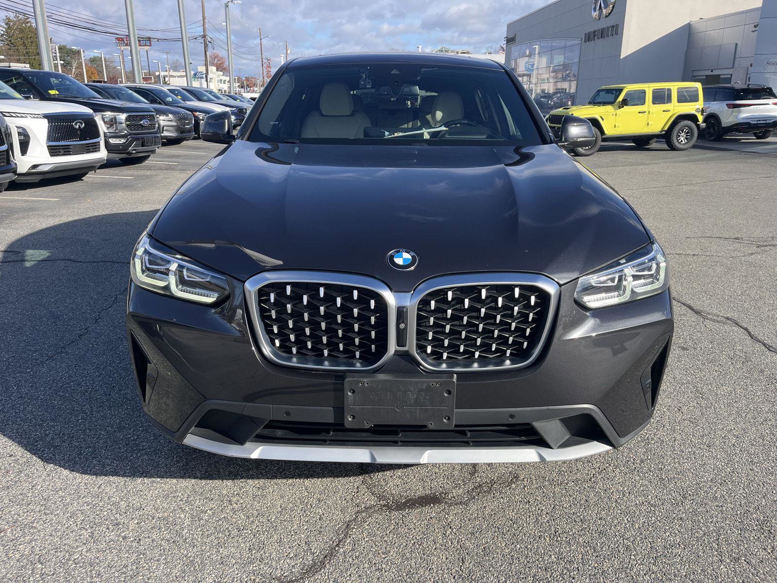 Used 2022 BMW X4 xDrive30i w/ Premium Package image 8